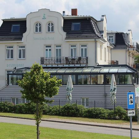 阿里尔海滩城堡旅馆 Börgerende-Rethwisch 外观 照片